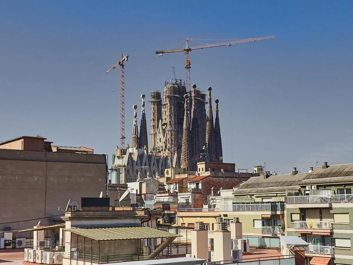 Sagrada Familia Penthouse Apartment Barcelona